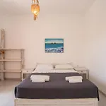 בית נופש Retreats 4 Paros